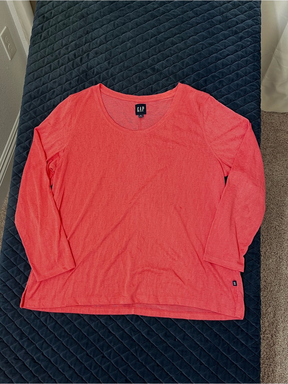 GAP Coral Crew Neck Long Sleeve Tee - Loose - Comfy - Light Pink - Casual Wear